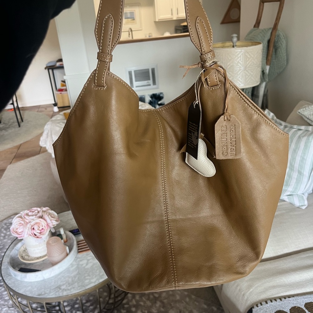 Genuine Leather Shoulder Bag - Tan
